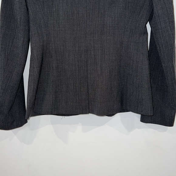 THEORY Gray Wool Single Breasted Single Vent Notch Lapel Blazer size 4 - Picture 11 of 15